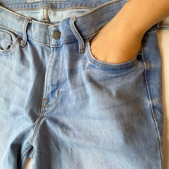 Old Navy Women Waxed Frayed Mid-rise Skinny Jeans size 8 Regular, Light Blue - Picture 7 of 13